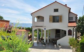 Apartments Alicia Lopar-50M Vom Strand